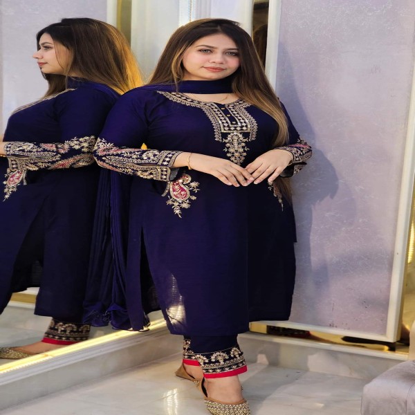 সম্পূর্ণ লেটেস্ট ডিজাইনের সিকোয়েন্স এবং এমব্রয়ডারি কাজ করা সম্পূর্ণ রেডি থ্রি-পিস কালেকশন।।AS1
