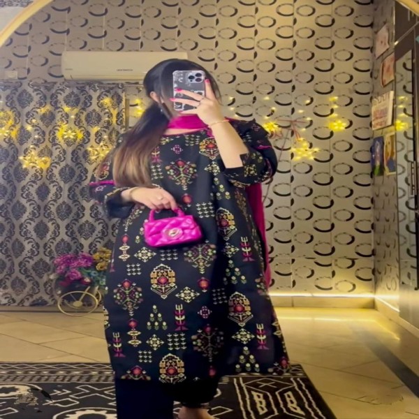 সম্পূর্ণ লেটেস্ট  ডিজাইনের রেডি  থ্রি পিস কালেকশন।CL2