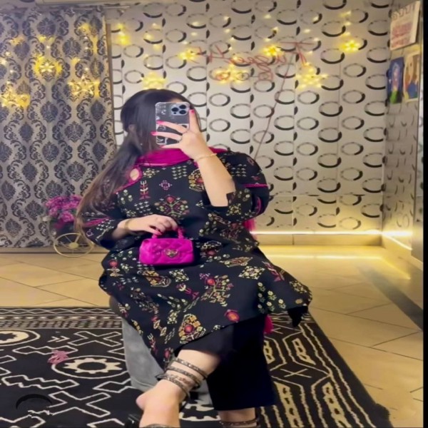 সম্পূর্ণ লেটেস্ট  ডিজাইনের রেডি  থ্রি পিস কালেকশন।CL2