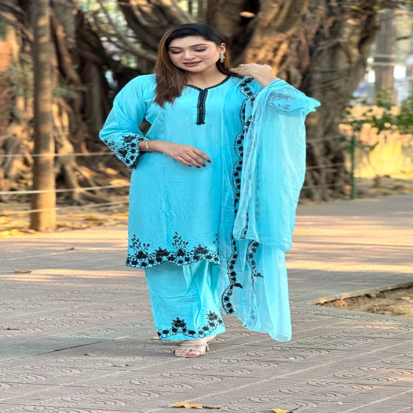 তাঁতাল কাটোওয়ার্ক এমব্রয়ডারি কাজ করা সম্পূর্ণ সেলাই করা থ্রি-পিস কালেকশন।।TA3