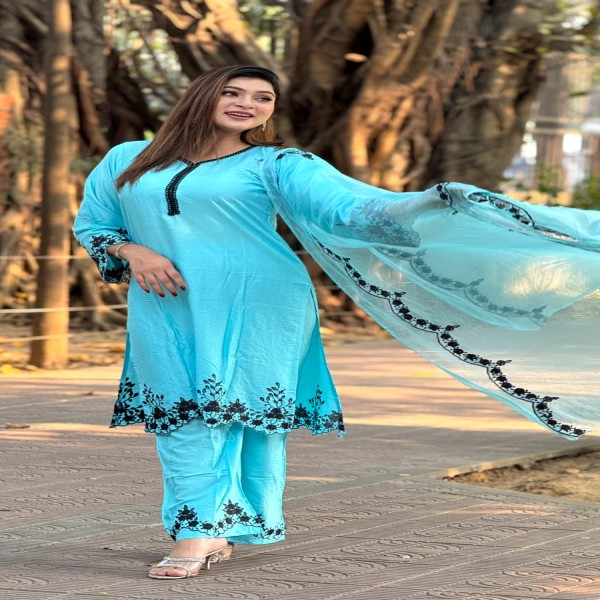 তাঁতাল কাটোওয়ার্ক এমব্রয়ডারি কাজ করা সম্পূর্ণ সেলাই করা থ্রি-পিস কালেকশন।।TA3