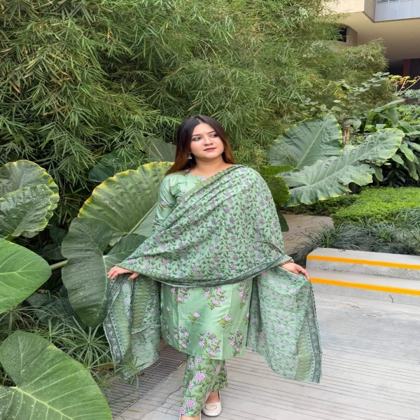 আধুনিক এবং  রুচিশীল কটন  থ্রি-পিস কালেকশন।।AC80